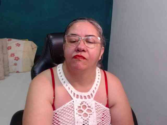 scarlett-dubois webcam