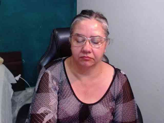 scarlett-dubois webcam