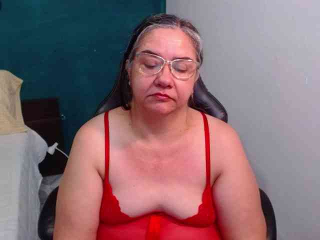 scarlett-dubois webcam