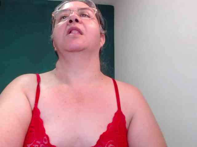 scarlett-dubois webcam
