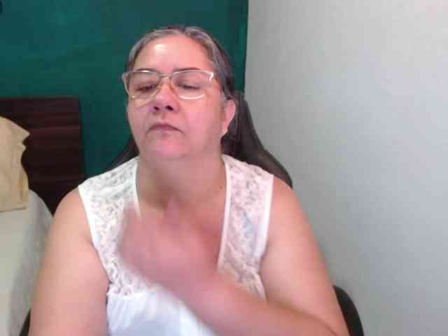 scarlett-dubois webcam