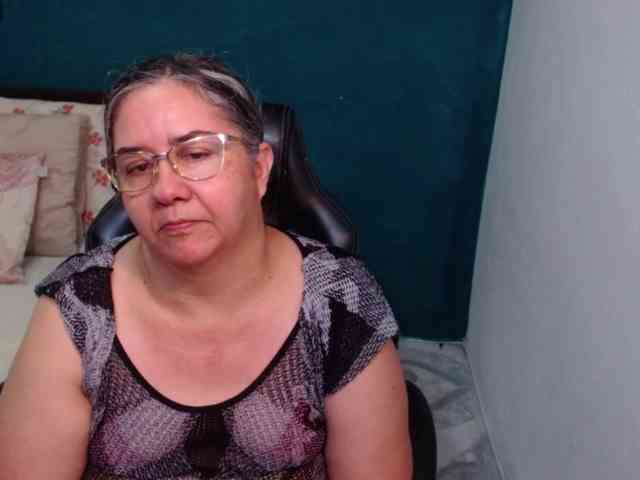 scarlett-dubois webcam