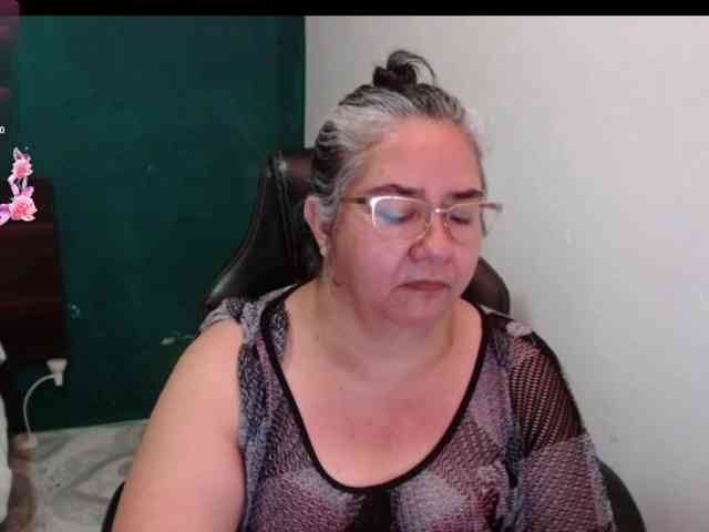 scarlett-dubois webcam