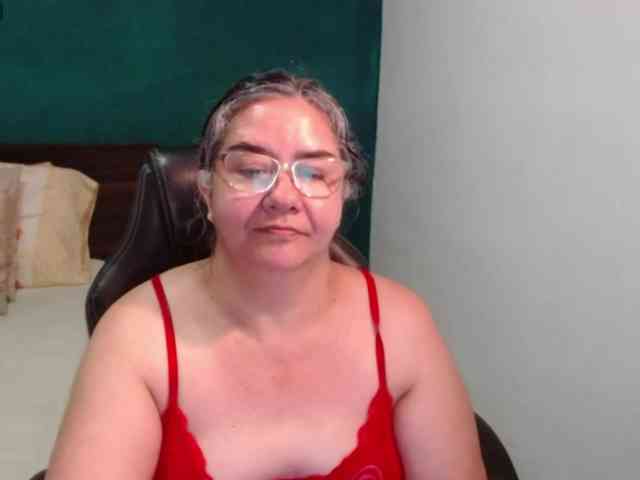scarlett-dubois webcam