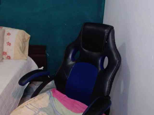 scarlett-dubois webcam