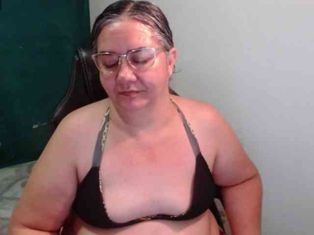 scarlett-dubois webcam