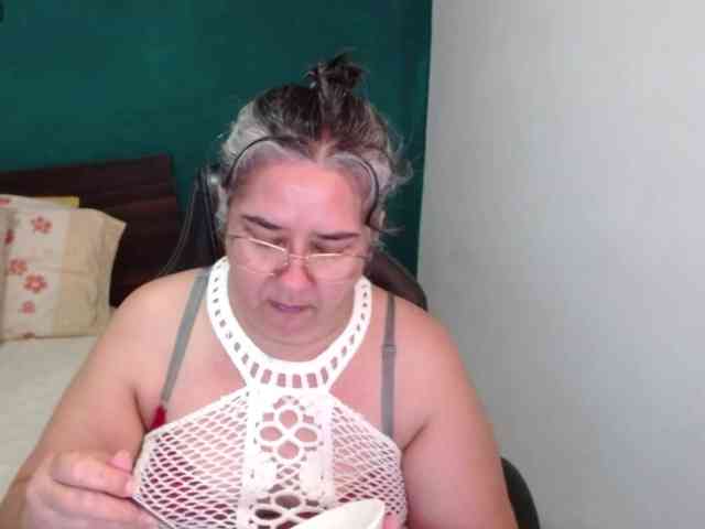 scarlett-dubois webcam