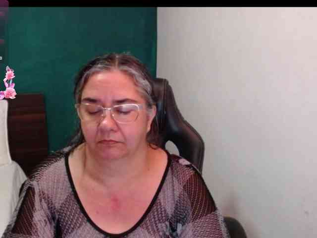 scarlett-dubois webcam
