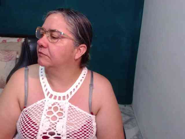 scarlett-dubois webcam