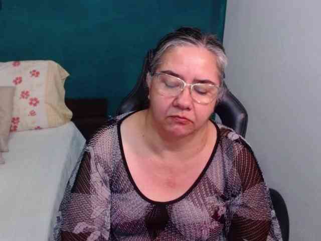 scarlett-dubois webcam