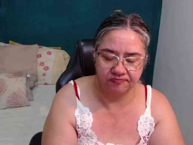 scarlett-dubois webcam