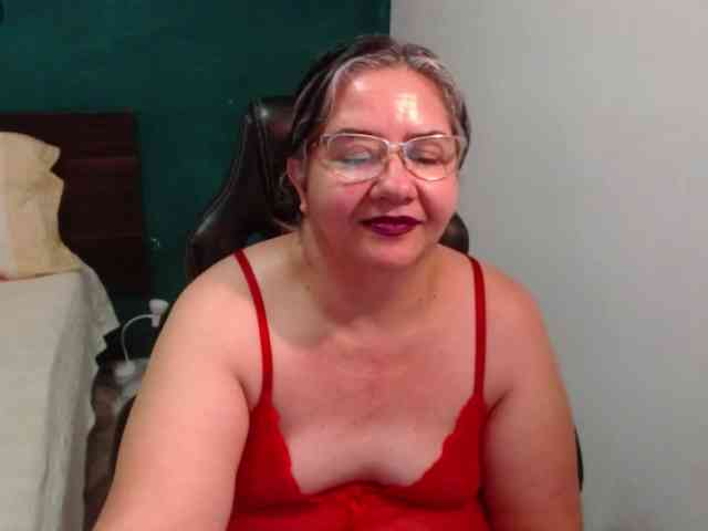 scarlett-dubois webcam
