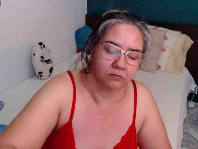 scarlett-dubois webcam