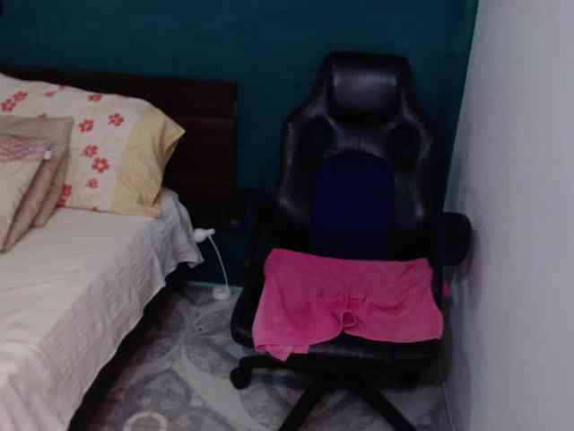 scarlett-dubois webcam