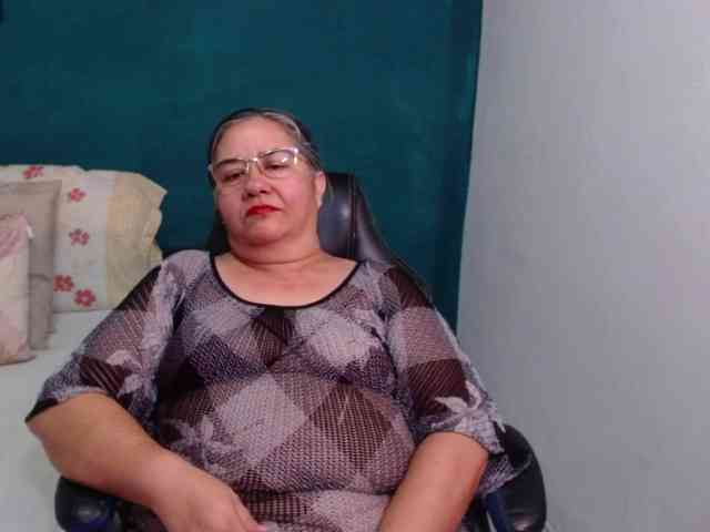 scarlett-dubois webcam