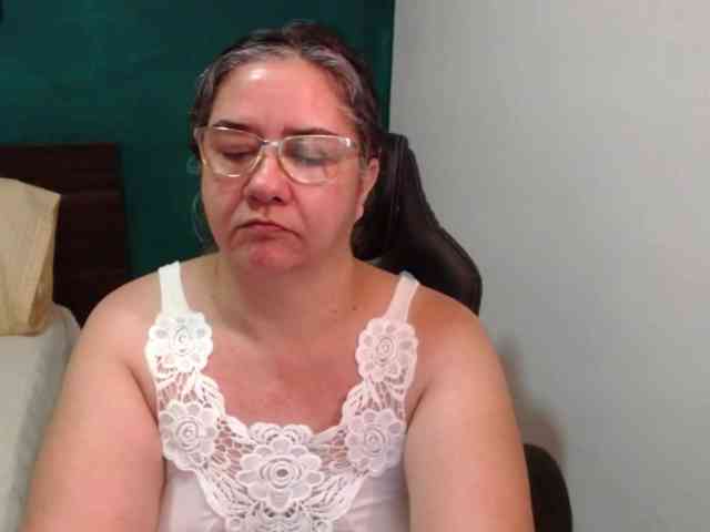 scarlett-dubois webcam