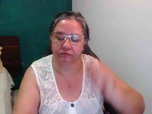 scarlett-dubois webcam