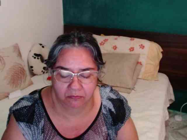 scarlett-dubois webcam