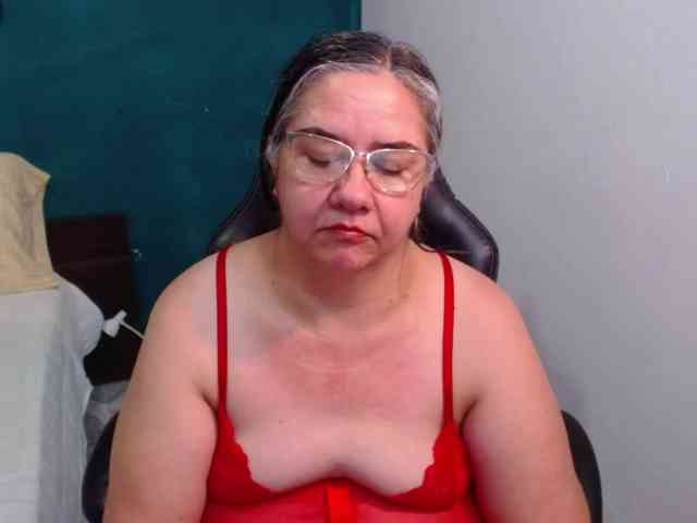 scarlett-dubois webcam