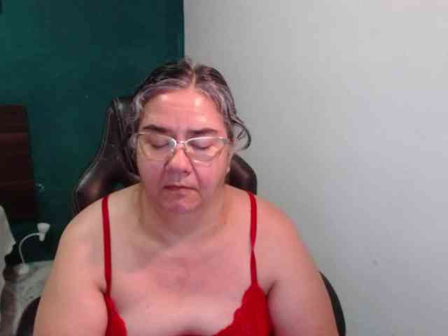 scarlett-dubois webcam