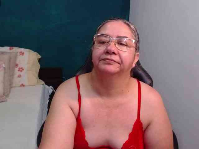 scarlett-dubois webcam