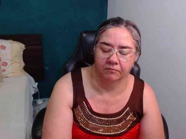 scarlett-dubois webcam