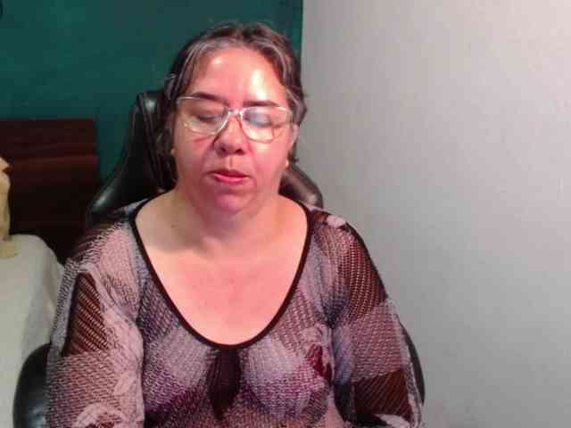 scarlett-dubois webcam