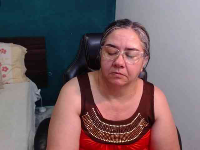 scarlett-dubois webcam