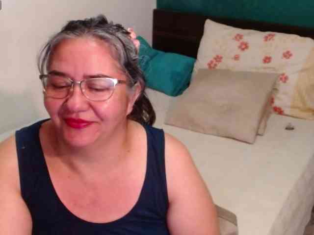 scarlett-dubois webcam