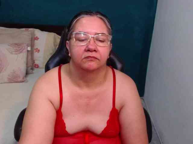 scarlett-dubois webcam