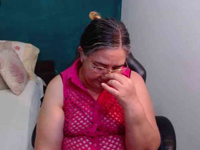 scarlett-dubois webcam