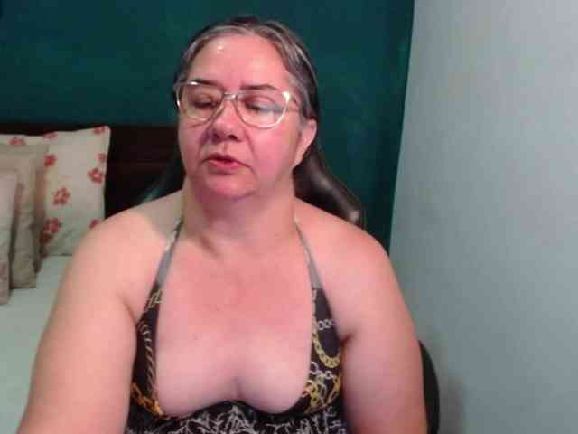 scarlett-dubois webcam