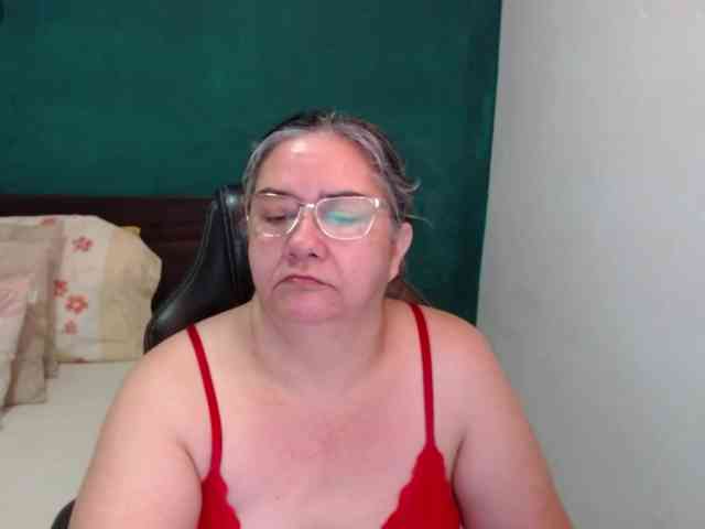 scarlett-dubois webcam