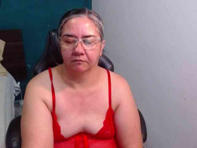 scarlett-dubois webcam