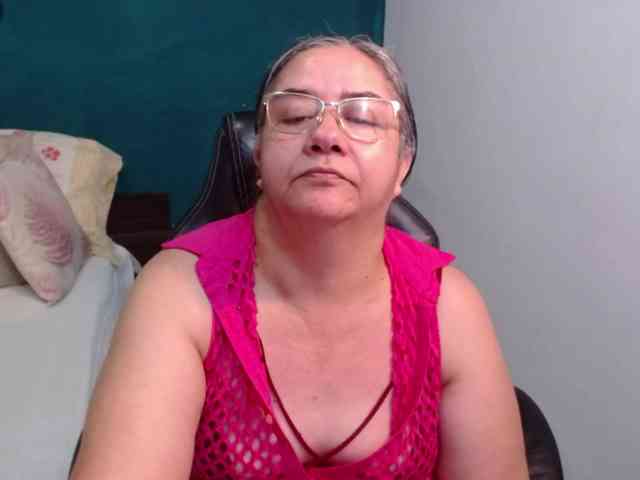 scarlett-dubois webcam