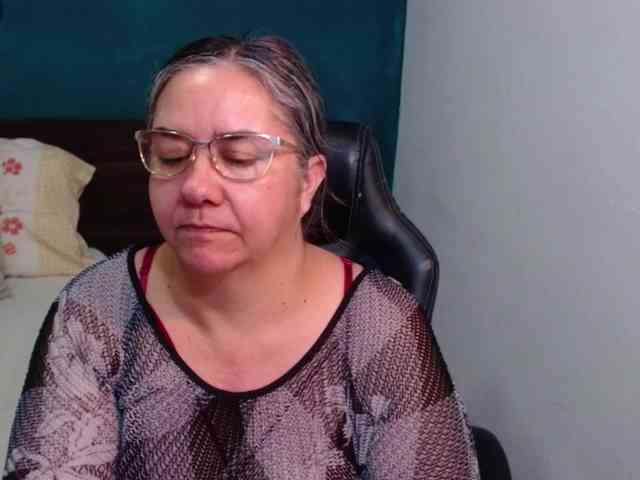 scarlett-dubois webcam