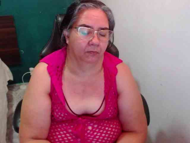 scarlett-dubois webcam