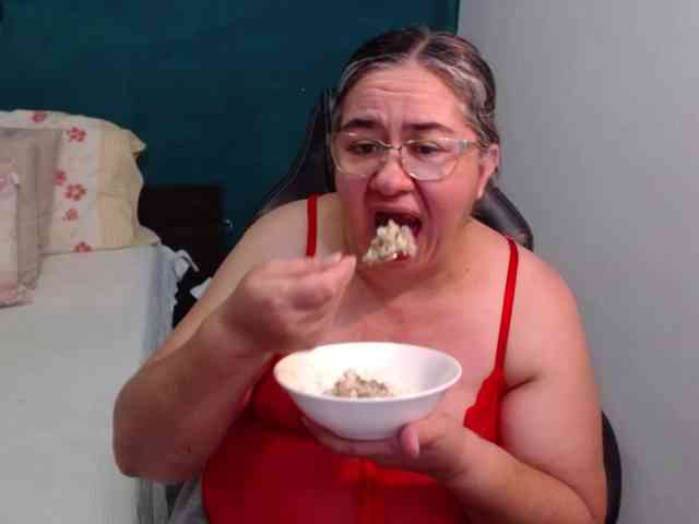 scarlett-dubois webcam