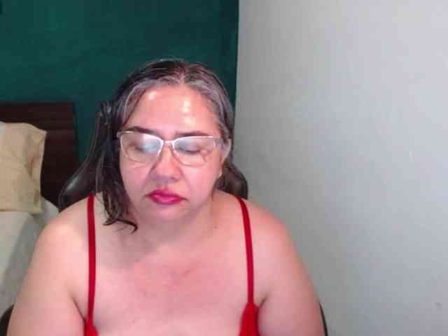 scarlett-dubois webcam
