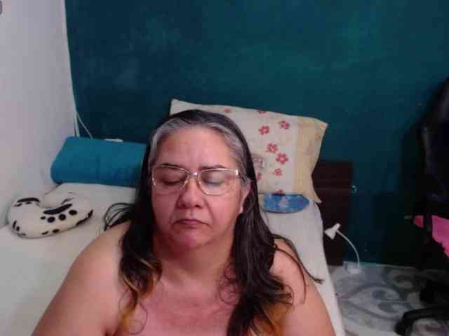 scarlett-dubois webcam