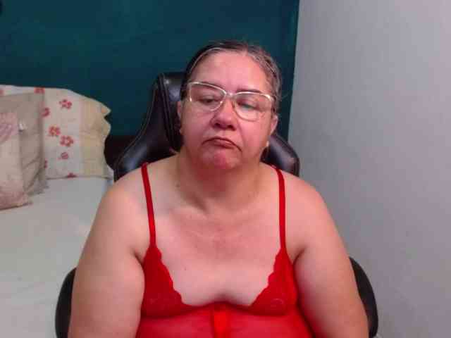 scarlett-dubois webcam