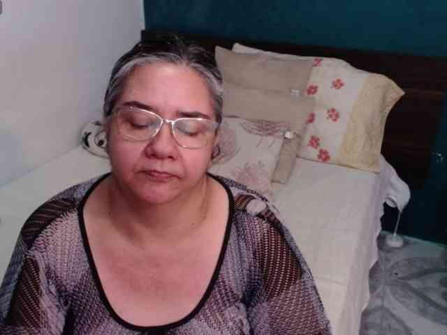 scarlett-dubois webcam