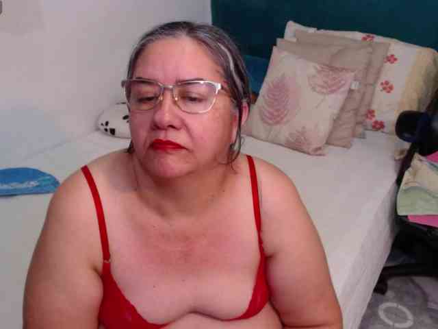 scarlett-dubois webcam