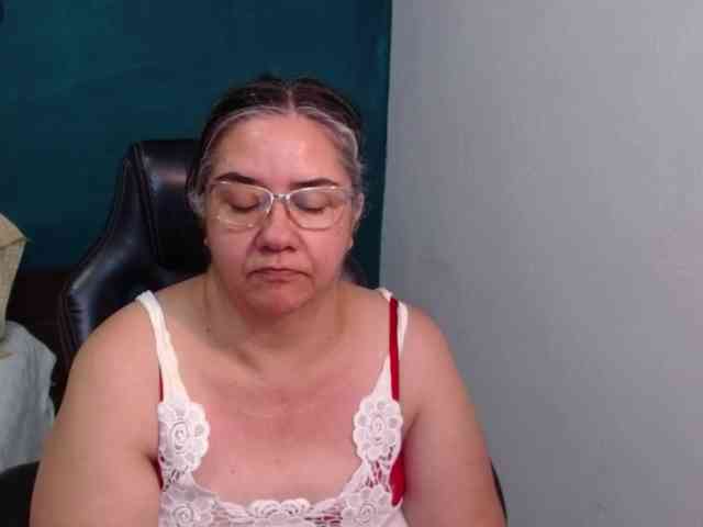 scarlett-dubois webcam