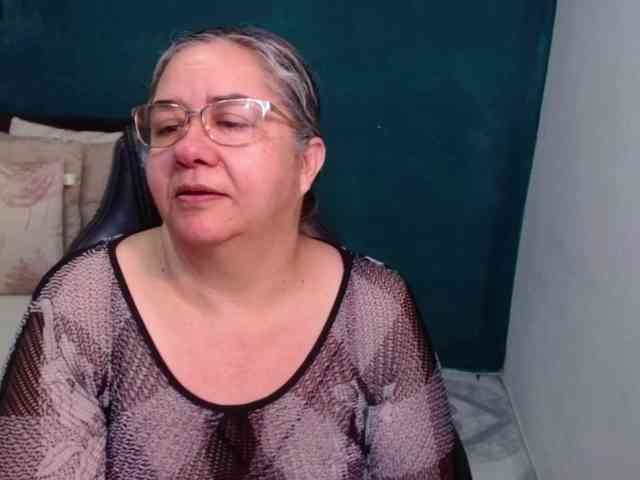 scarlett-dubois webcam