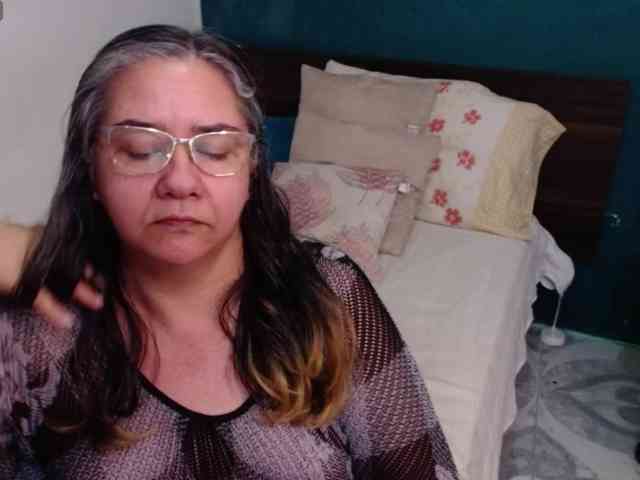 scarlett-dubois webcam