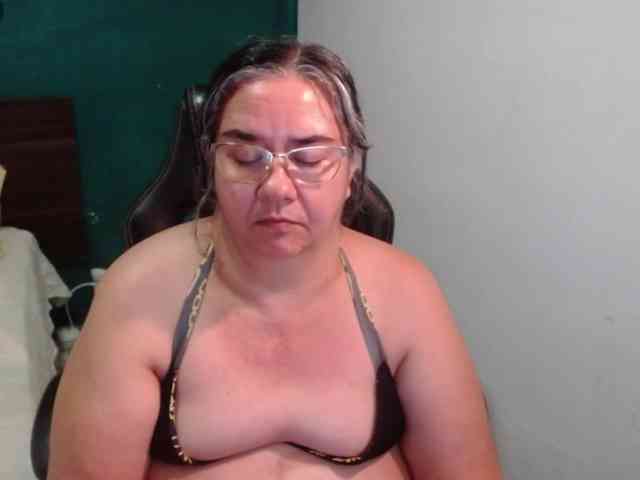 scarlett-dubois webcam