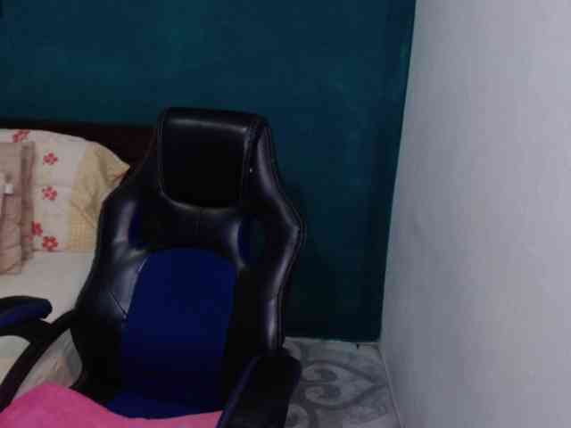 scarlett-dubois webcam