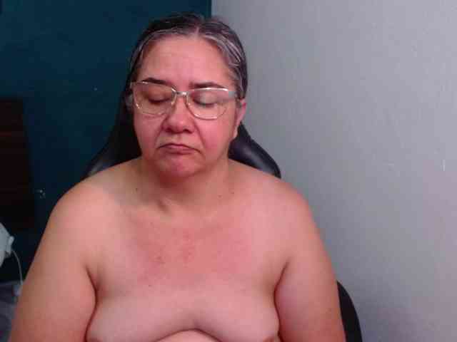 scarlett-dubois webcam