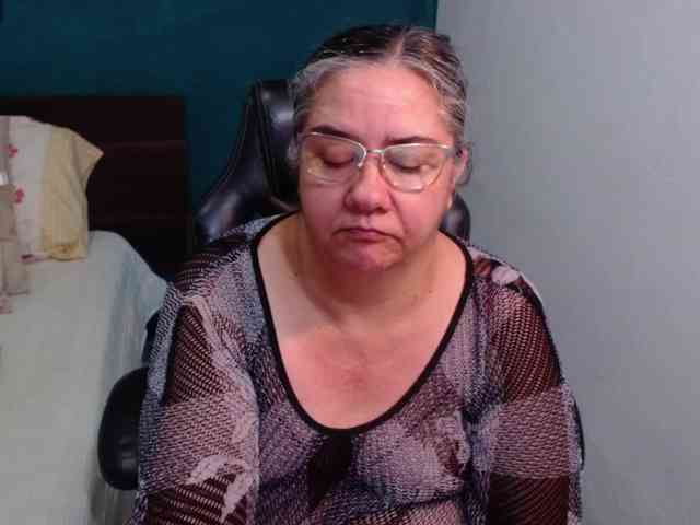 scarlett-dubois webcam